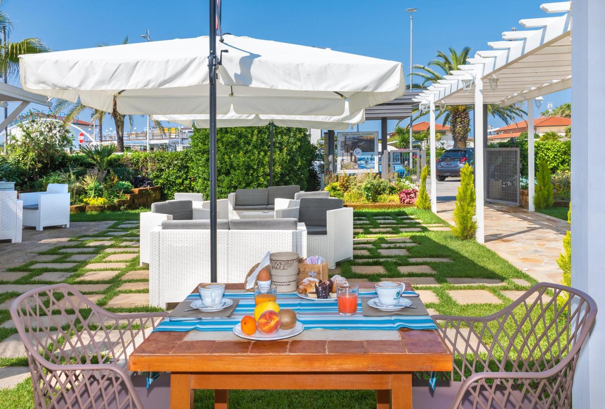 Hotel Siesta Lido di Camaiore Zewnętrze zdjęcie