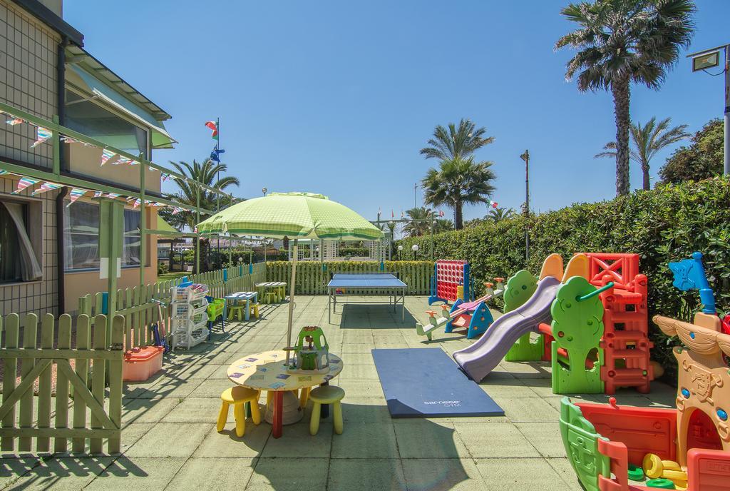 Hotel Siesta Lido di Camaiore Zewnętrze zdjęcie